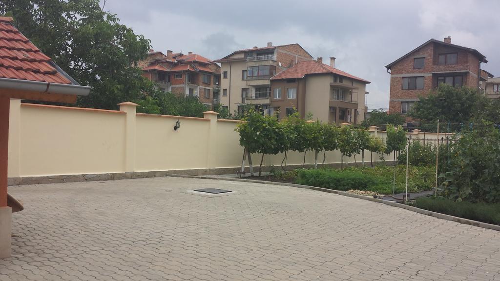 Guest House Markovi Aheloy Exterior photo
