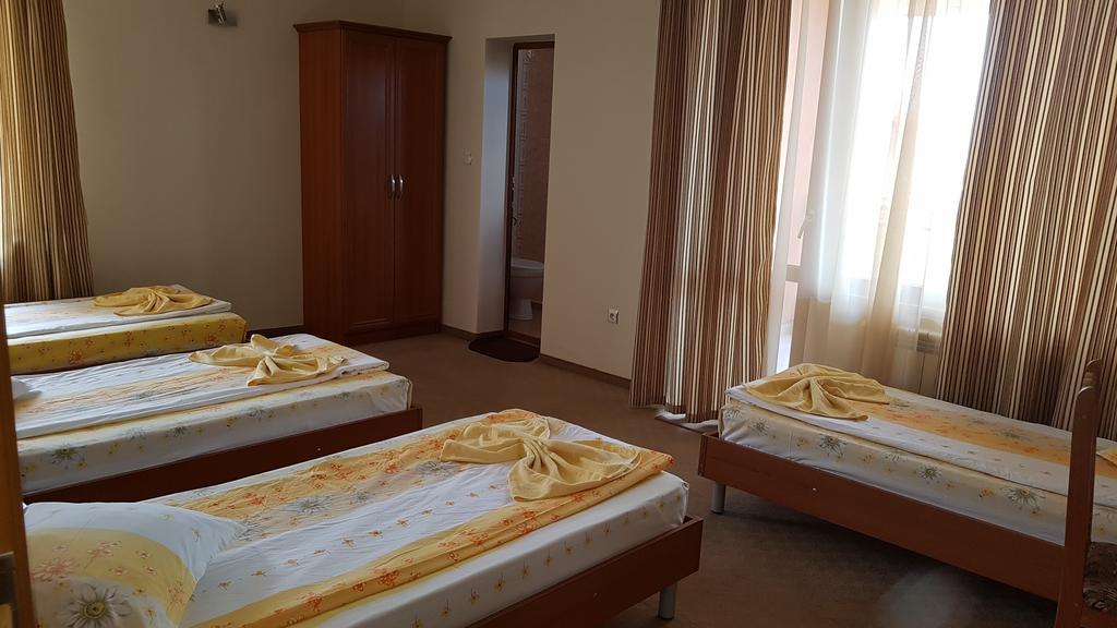 Guest House Markovi Aheloy Exterior photo